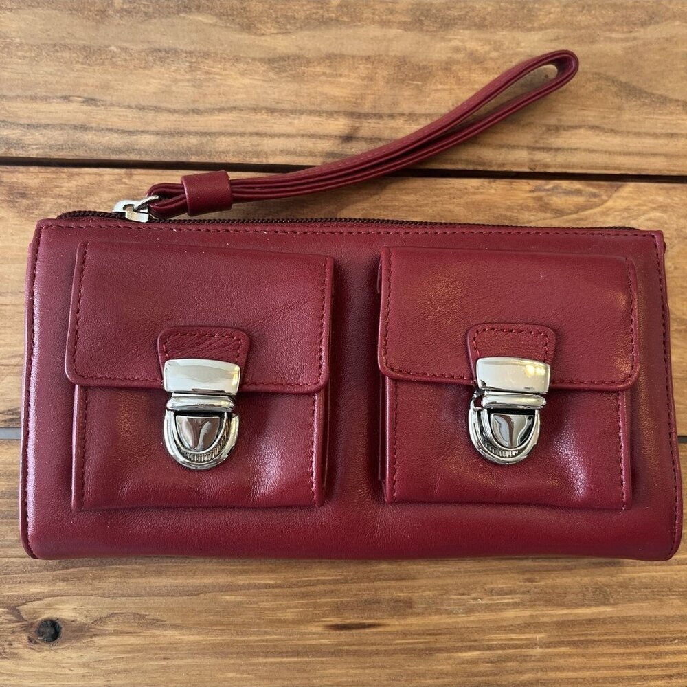 Wilson's Leather Pelle Studio Red Wristlet Wallet Credit Card Holiday Christmas